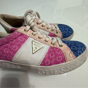 Vintage GUESS Women's Pink and Blue‎ Patterned Sneakers